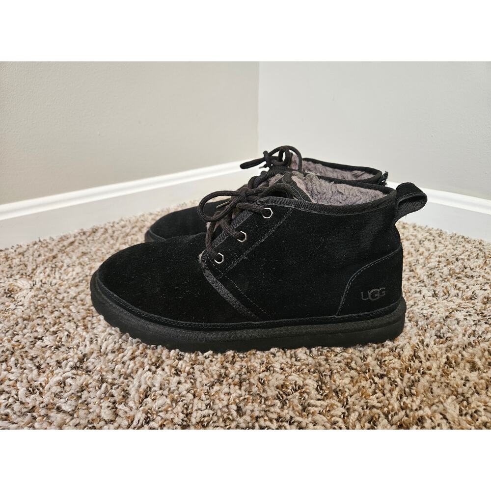 UGG Neumel Chukka Boots Men’s 10 Black Suede Shearling Lined 3236 - Picture 3 of 16